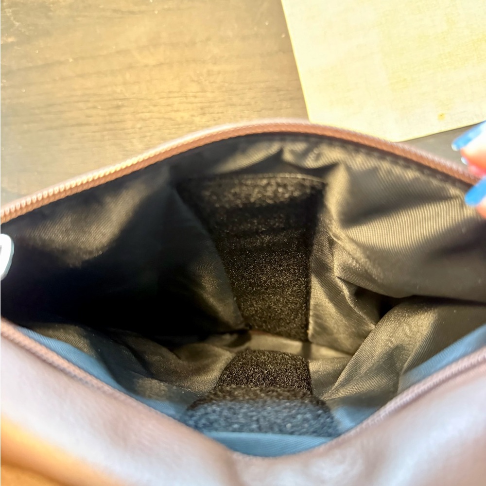 Roma Leather Conceal and Carry Bag Purse - Picture 8 of 9